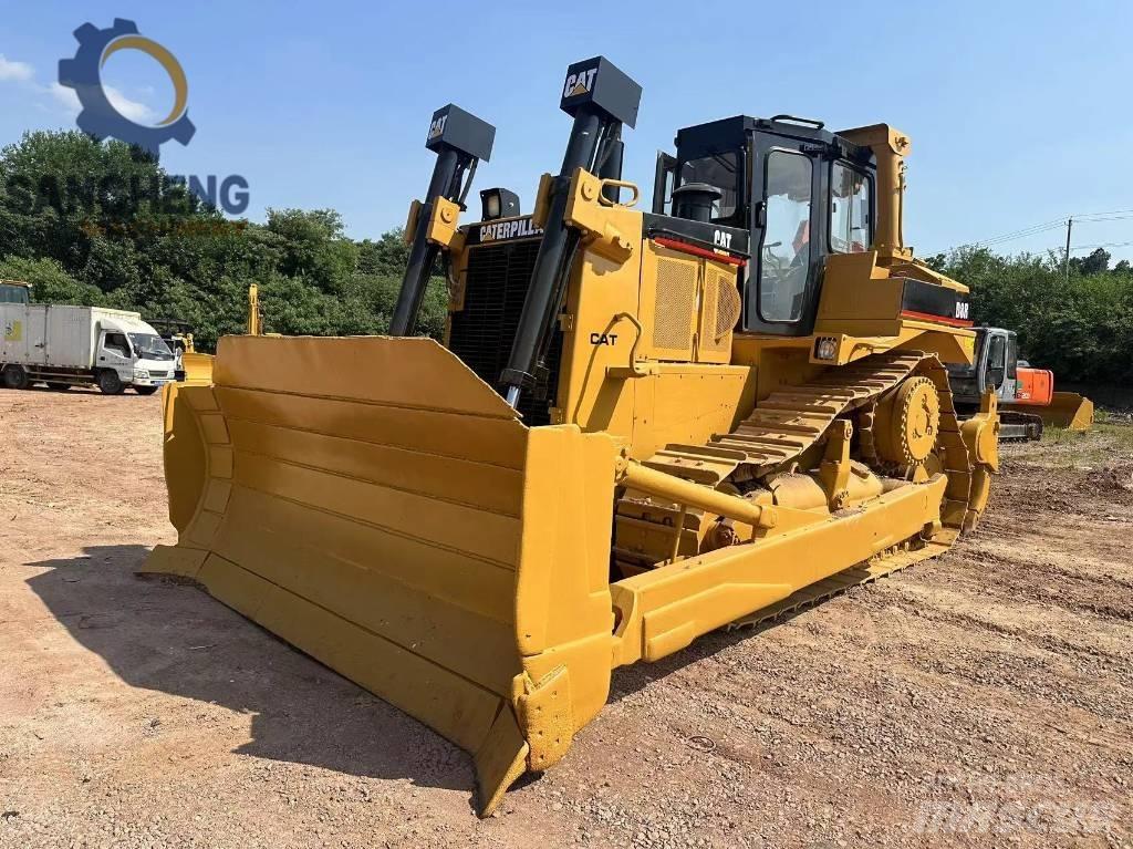 CAT D8R Гусеничні бульдозери
