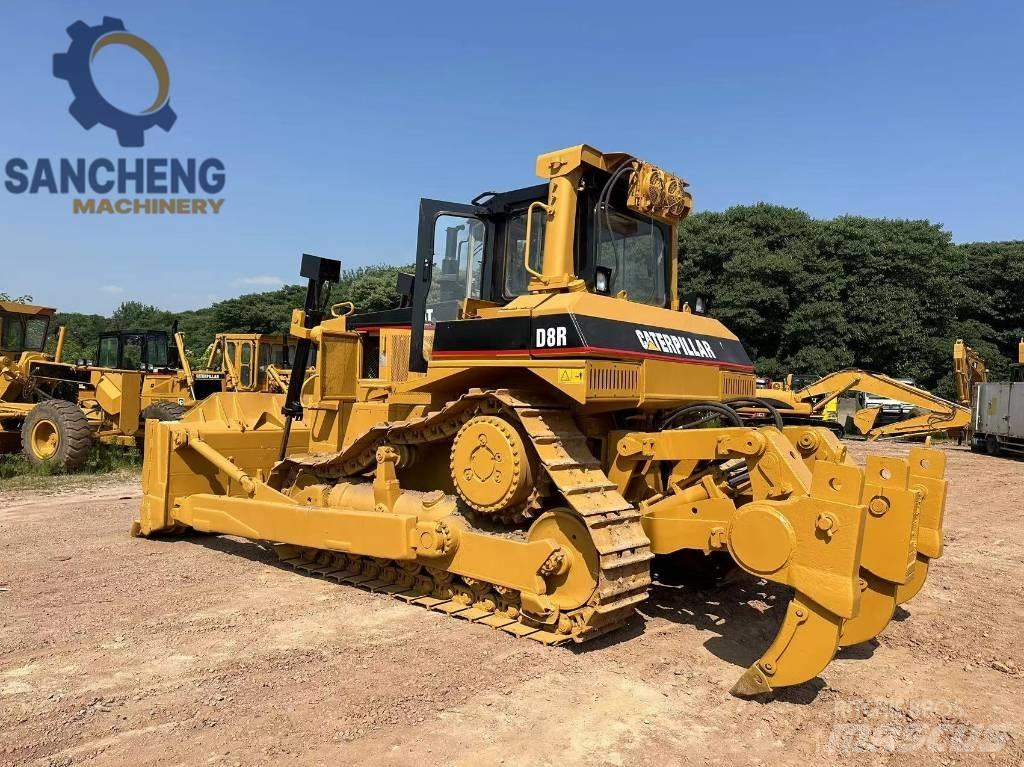 CAT D8R Гусеничні бульдозери