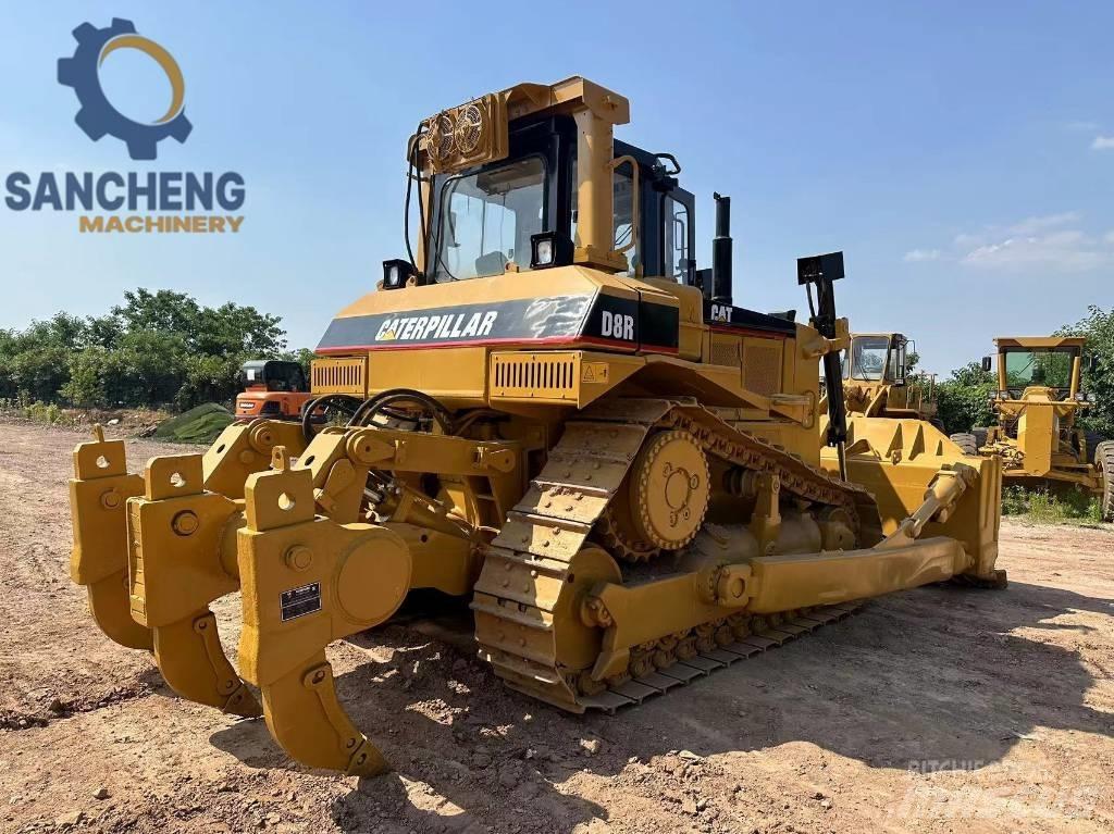 CAT D8R Гусеничні бульдозери
