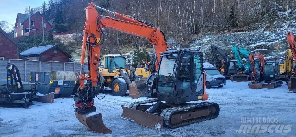 Hitachi ZX 85 US-5 Середні екскаватори 7т. - 12т.