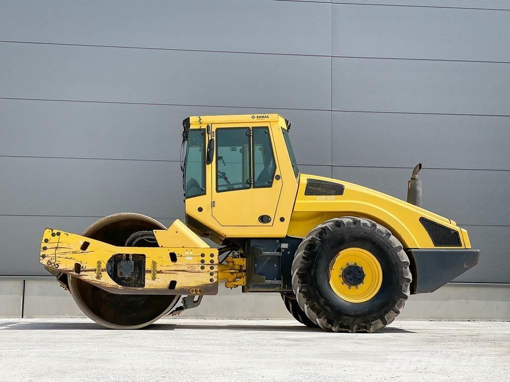 Bomag BW 213 DH-4 Грунтові котки