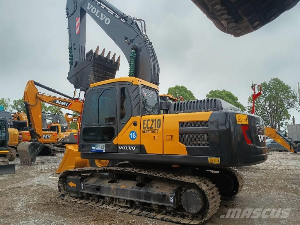 Volvo EC 210 Гусеничні екскаватори