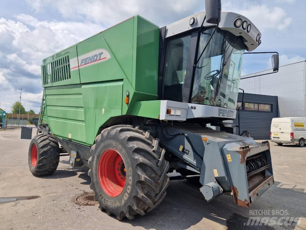 Fendt 8350 Зернозбиральні комбайни