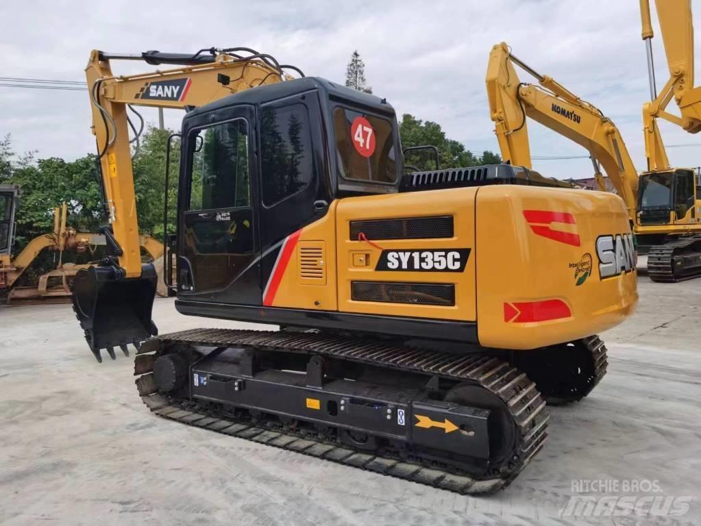 Sany sy135c Гусеничні екскаватори