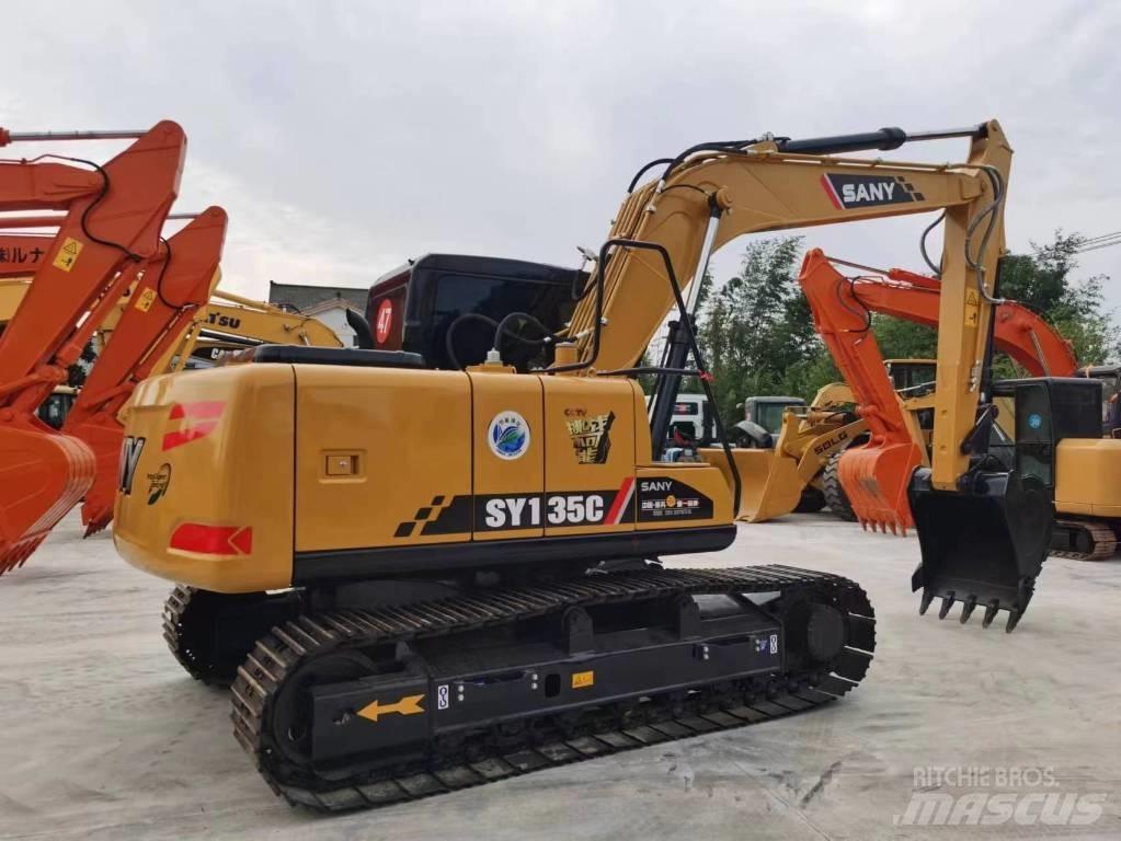 Sany sy135c Гусеничні екскаватори