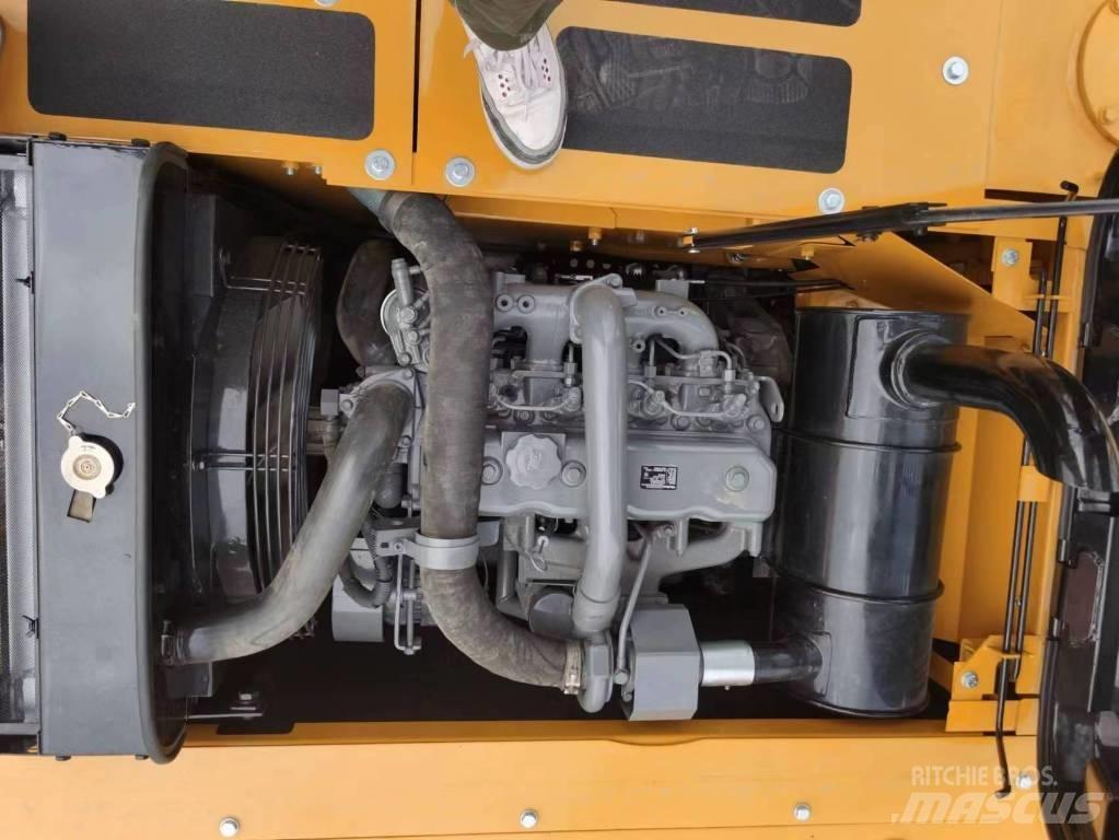 Sany sy135c Гусеничні екскаватори