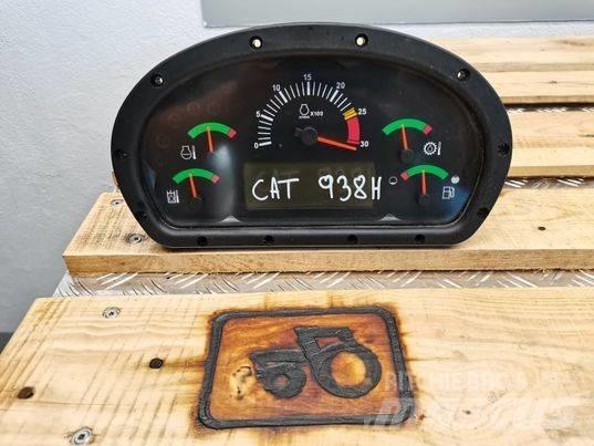 CAT 938H clock Електроніка