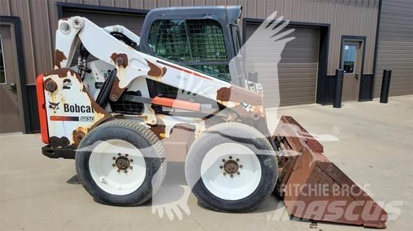 Bobcat S650 Міні-навантажувачі