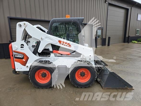 Bobcat S650 Міні-навантажувачі