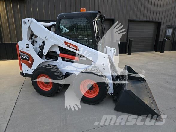 Bobcat S650 Міні-навантажувачі