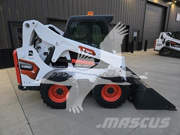 Bobcat S650 Міні-навантажувачі