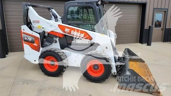 Bobcat S76 Міні-навантажувачі