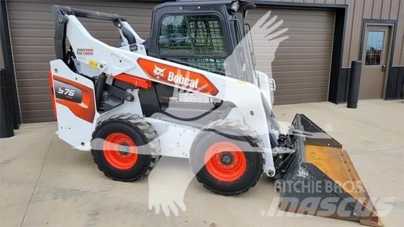 Bobcat S76 Міні-навантажувачі
