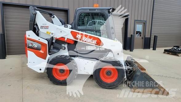 Bobcat S76 Міні-навантажувачі