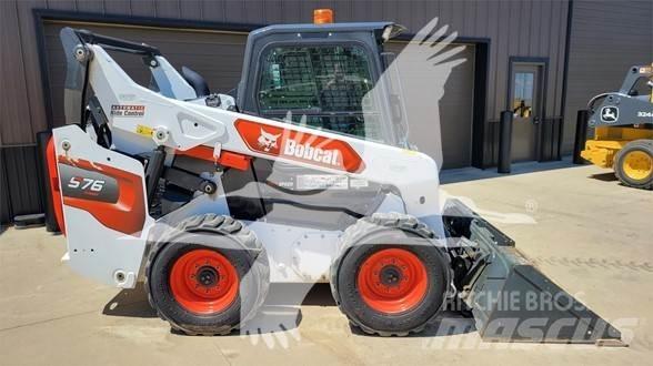 Bobcat S76 Міні-навантажувачі