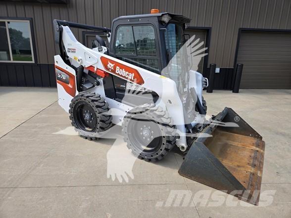 Bobcat S76 Міні-навантажувачі