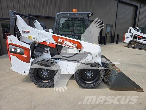 Bobcat S76 Міні-навантажувачі