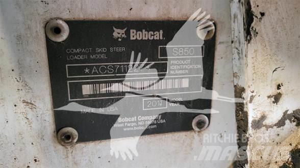 Bobcat S850 Міні-навантажувачі