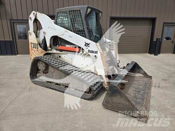 Bobcat T300 Міні-навантажувачі