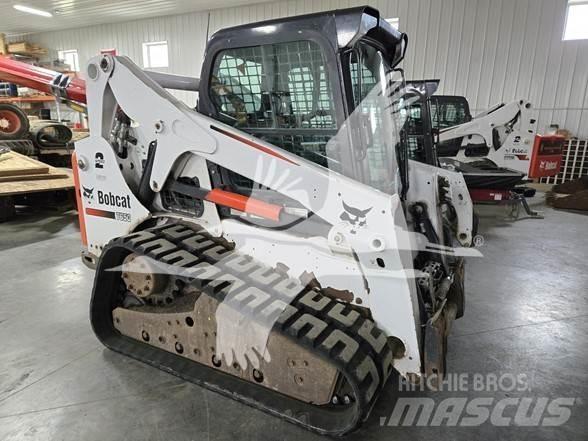Bobcat T650 Міні-навантажувачі