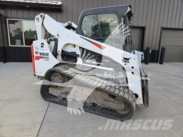 Bobcat T740 Міні-навантажувачі