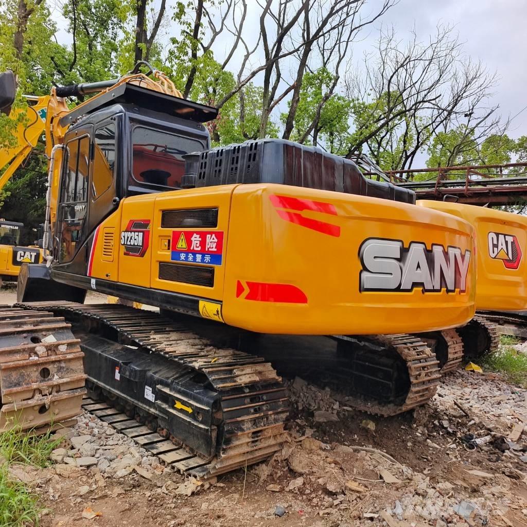 Sany SY 235 C Гусеничні екскаватори