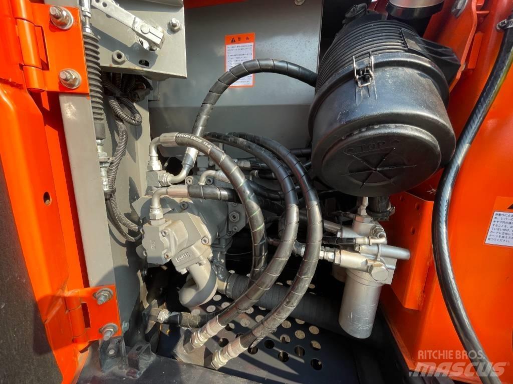Hitachi ZX 75 Гусеничні екскаватори