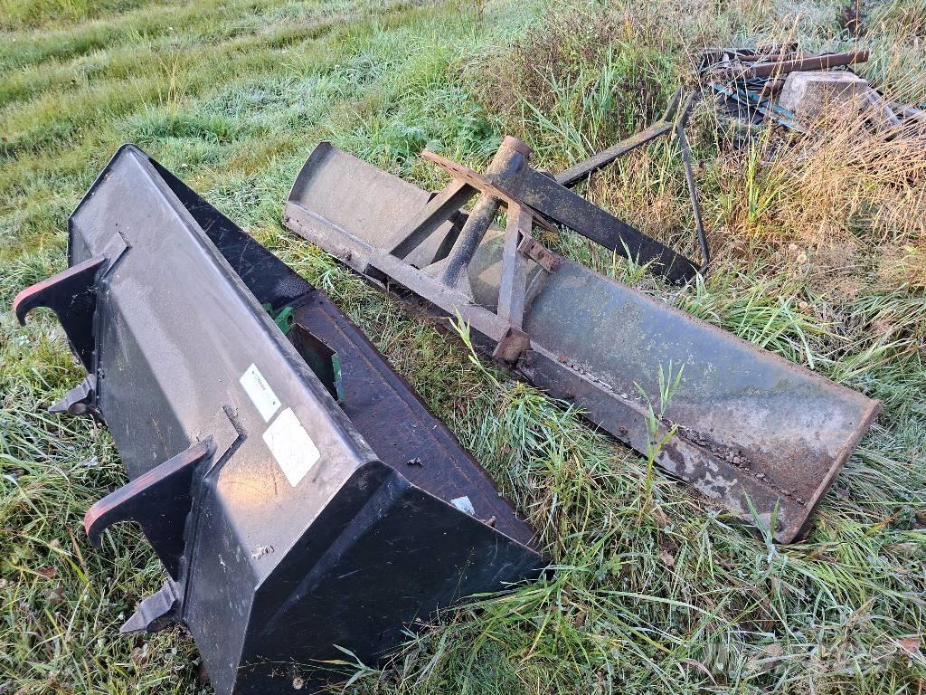 John Deere 1950 Трактори