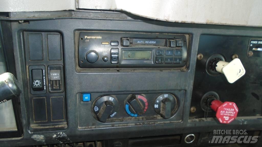 International F 4900 Контейнеровози