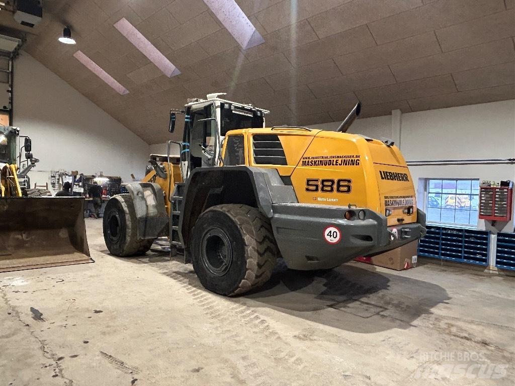 Liebherr L 586 Фронтальні навантажувачі