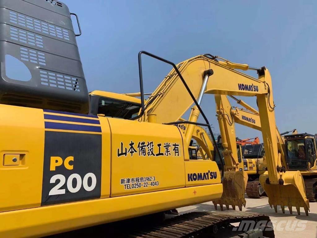 Komatsu pc200-7 Гусеничні екскаватори