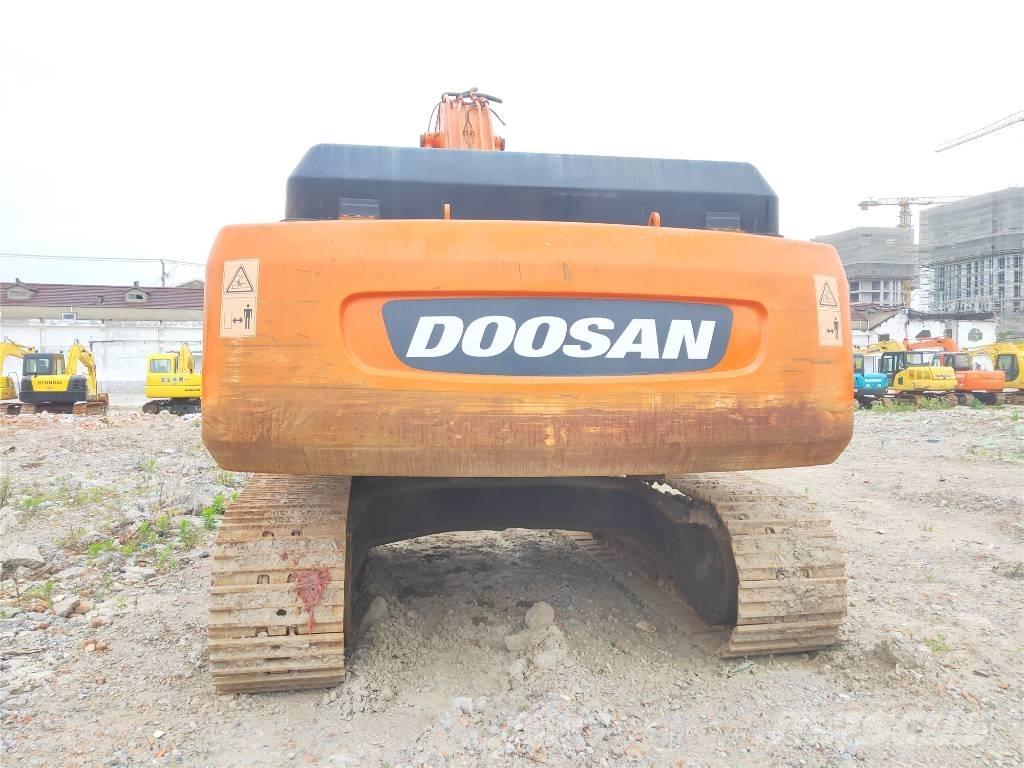 Doosan DH300LC-7 Гусеничні екскаватори