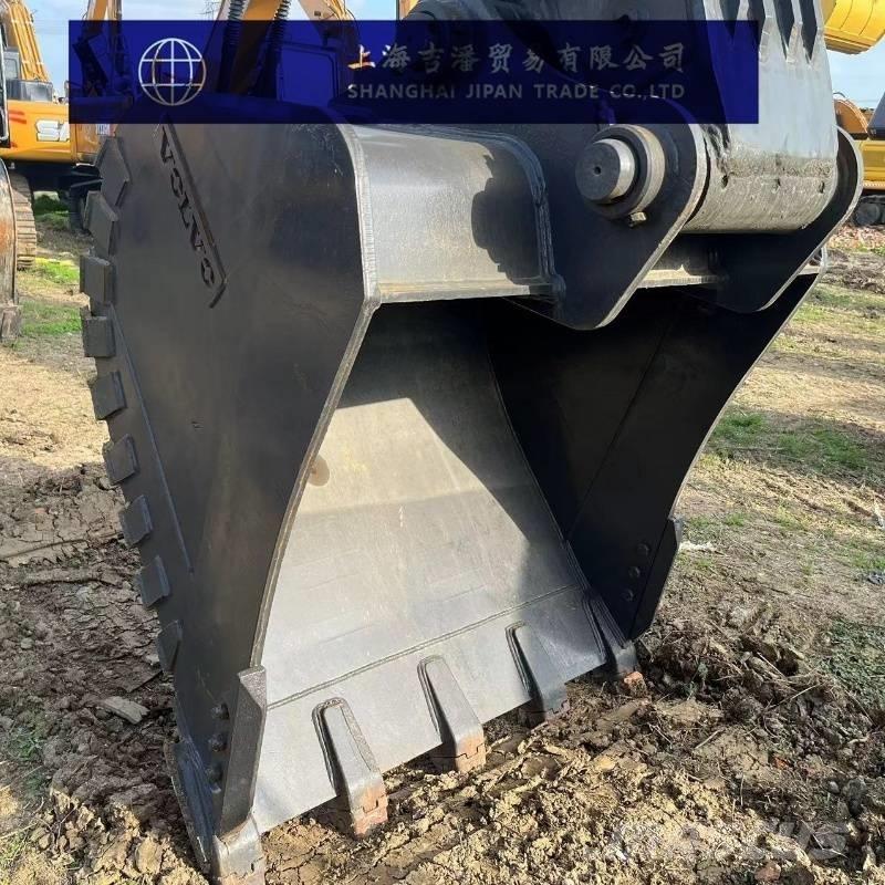 Volvo EC 300 Гусеничні екскаватори