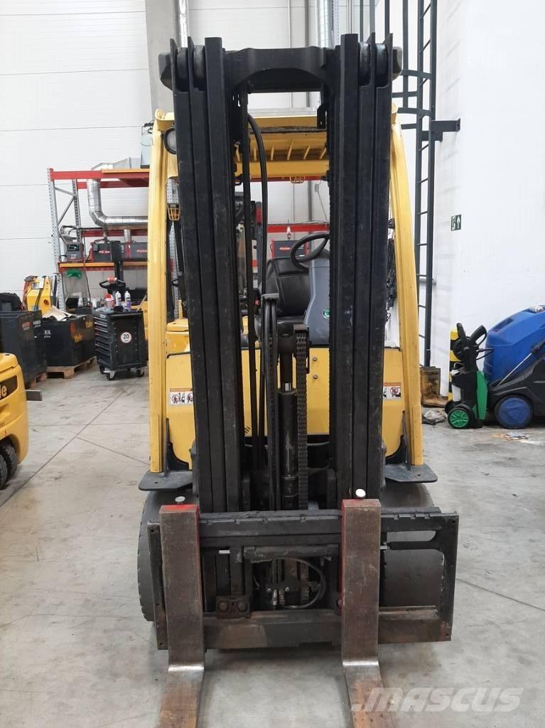 Hyster J 3.0 XN Електронавантажувачі