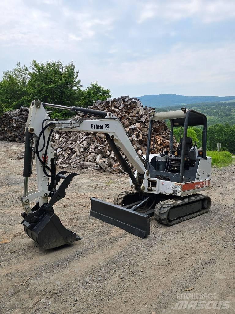 Bobcat X 331 Міні-екскаватори < 7т