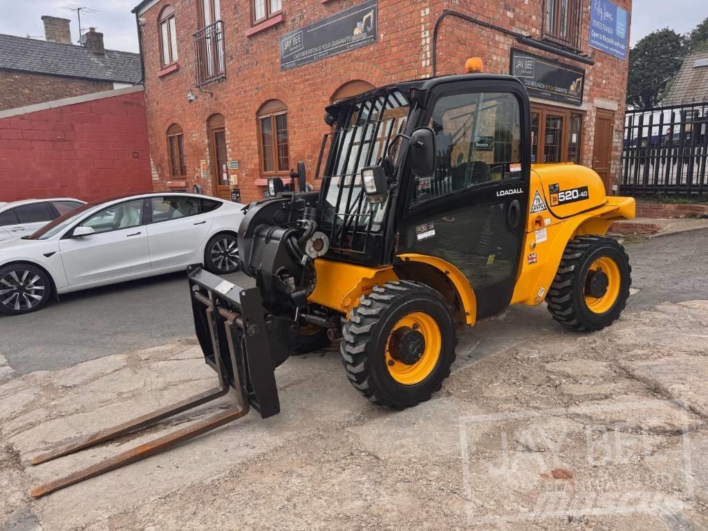 JCB 520-40 Телескопічні навантажувачі