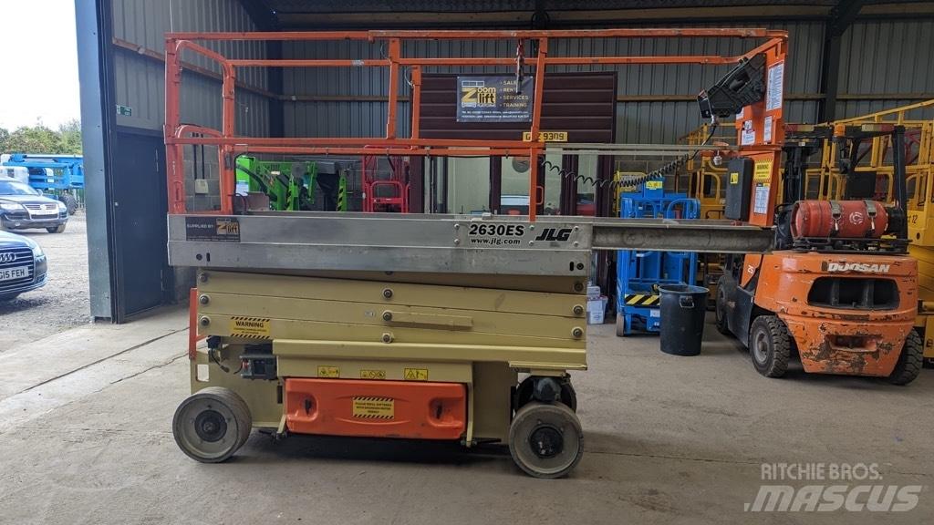 JLG ES2630 Підйомники-ножиці