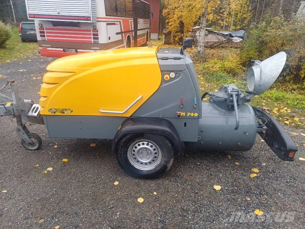 Putzmeister M 740 D Бетононасоси
