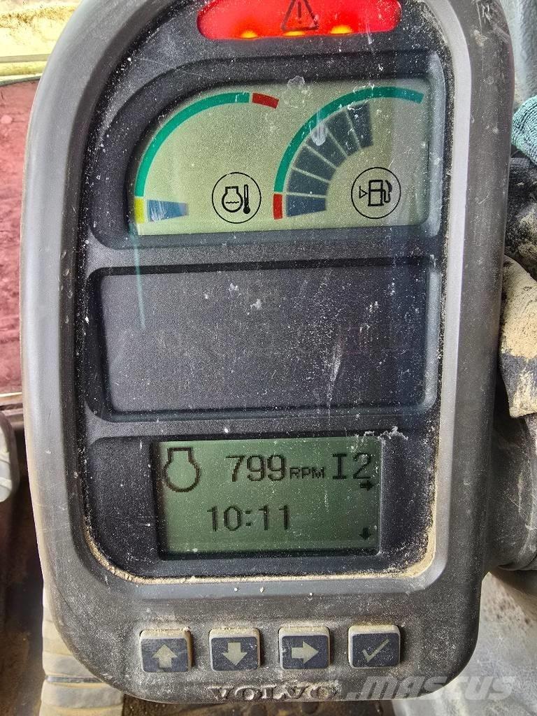 Volvo EC 290 Гусеничні екскаватори