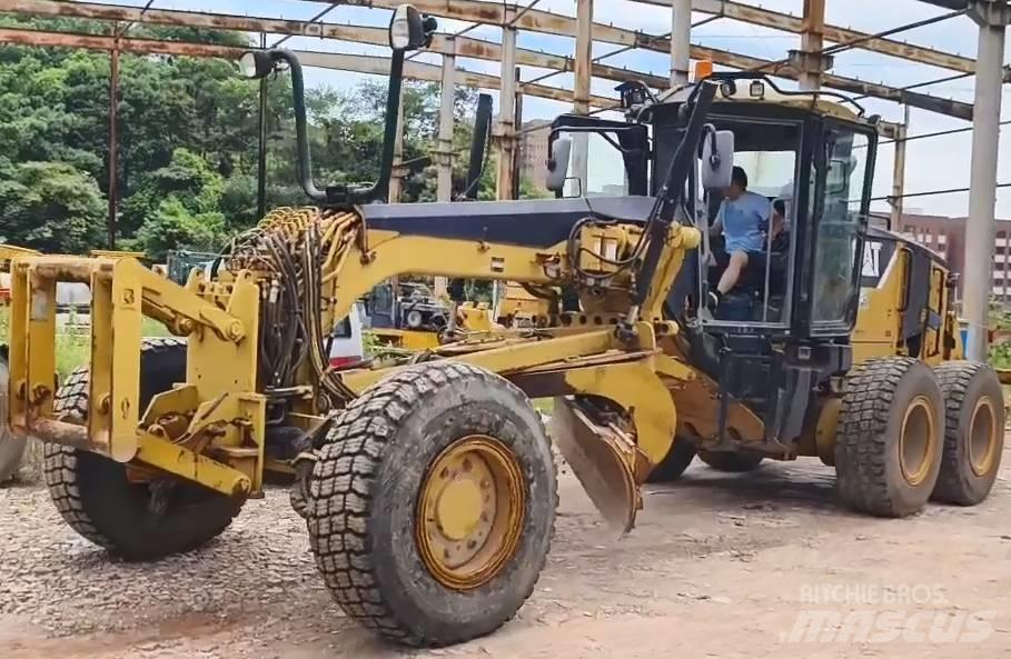 CAT 160 M Грейдери