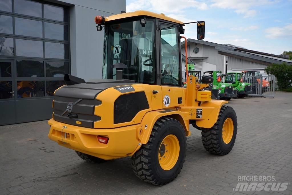 Volvo L 35 H Фронтальні навантажувачі