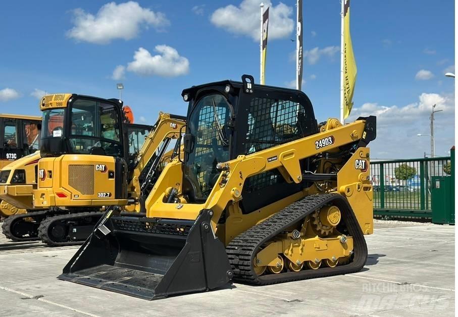 CAT 249D3 Гусеничні вантажники