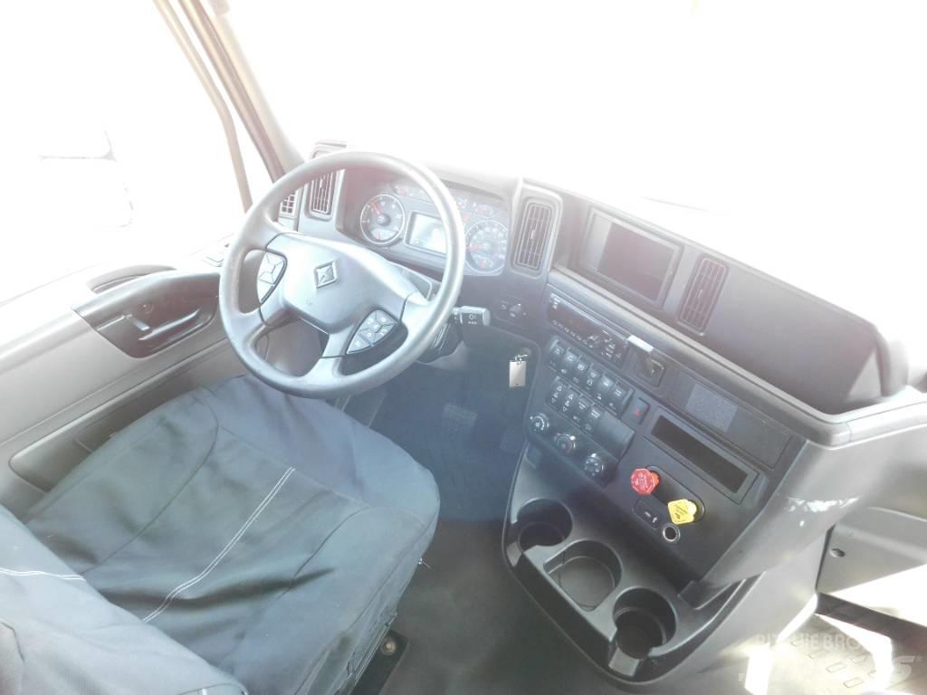 International LT 625 Тягачі