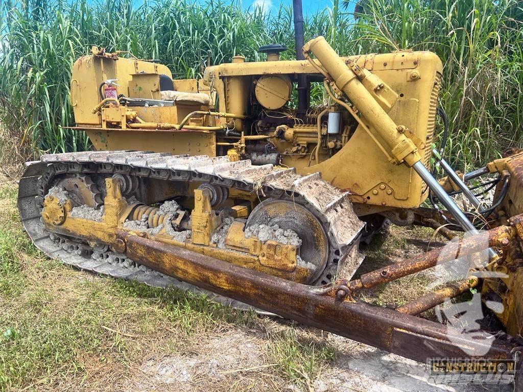 CAT D 6 C Гусеничні бульдозери