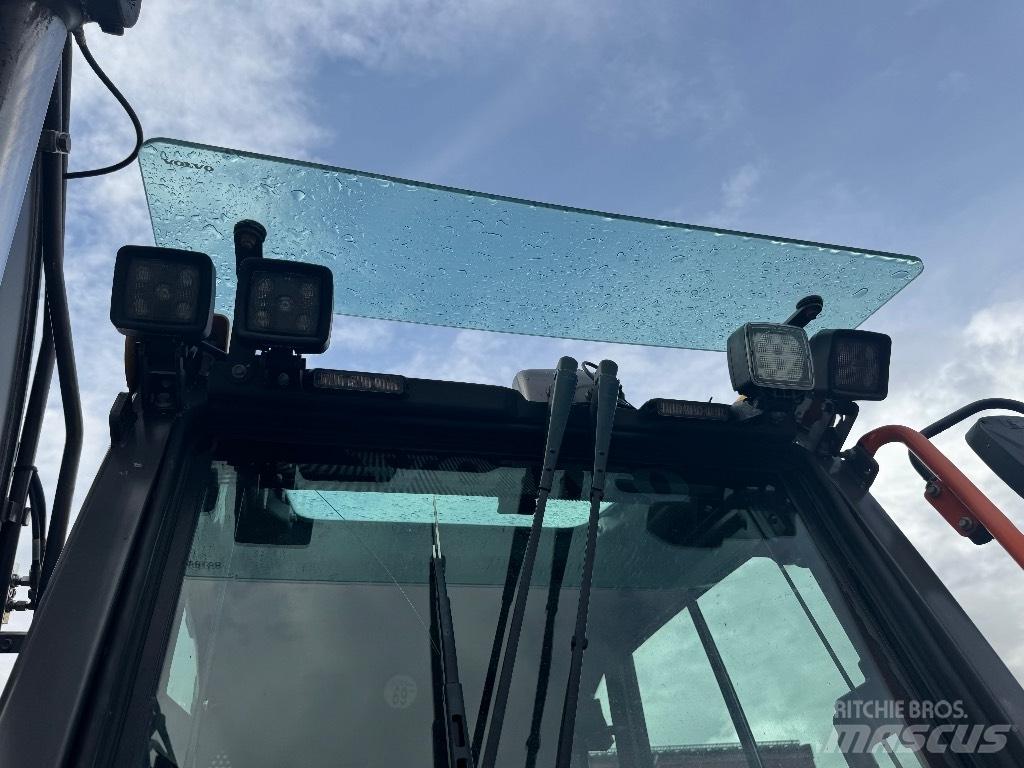 Volvo EC 140 EL Гусеничні екскаватори