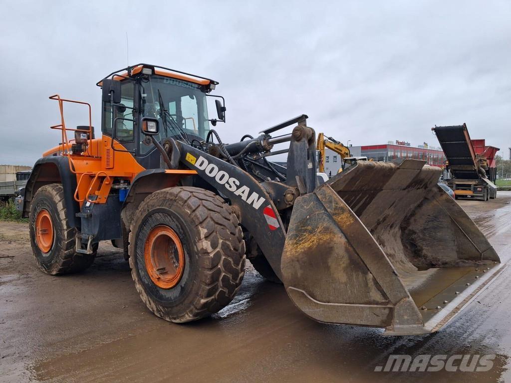 Doosan DL420 Фронтальні навантажувачі