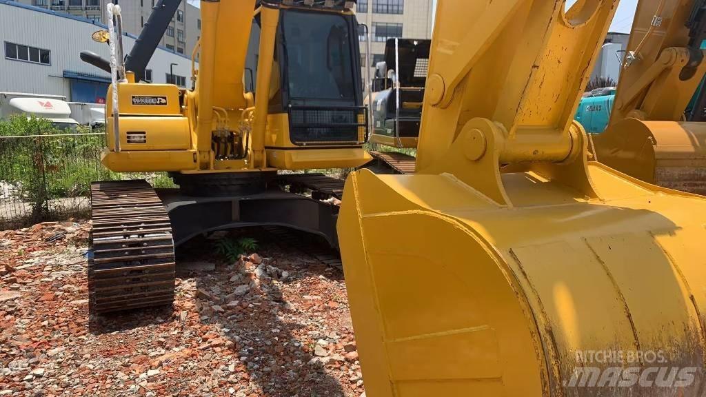 Komatsu PC 210 LC Гусеничні екскаватори