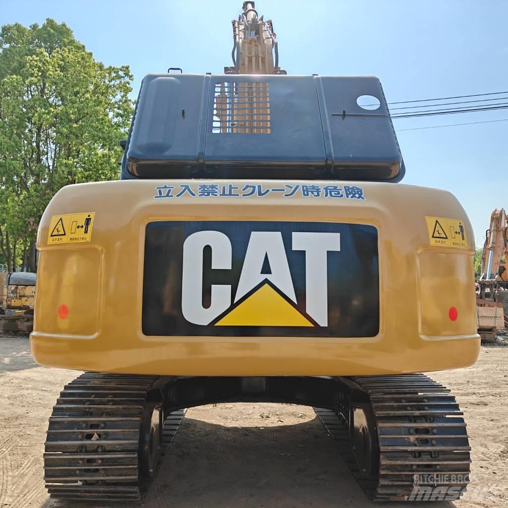 CAT 320D2 Гусеничні екскаватори