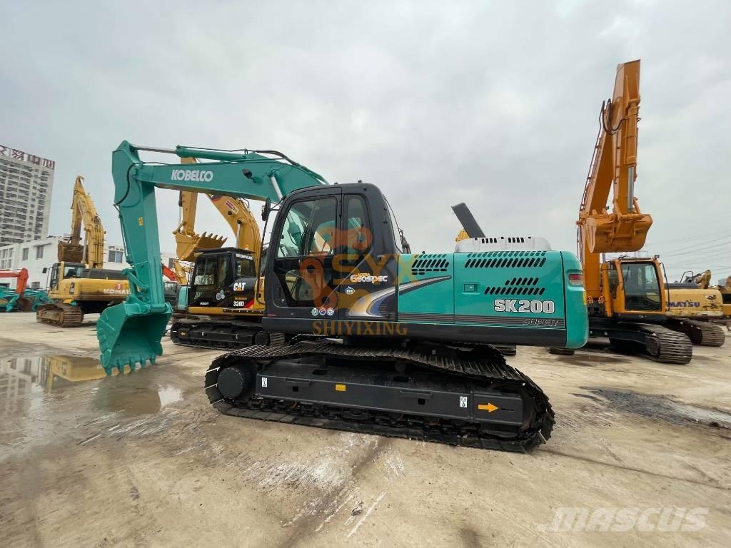 Kobelco SK 200-8 Гусеничні екскаватори