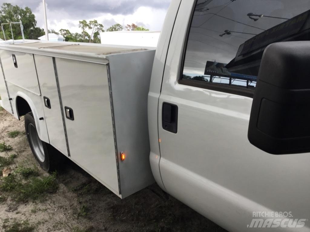 Ford F 550 XL SD Комунальні автомобілі / автомобілі загального призначення